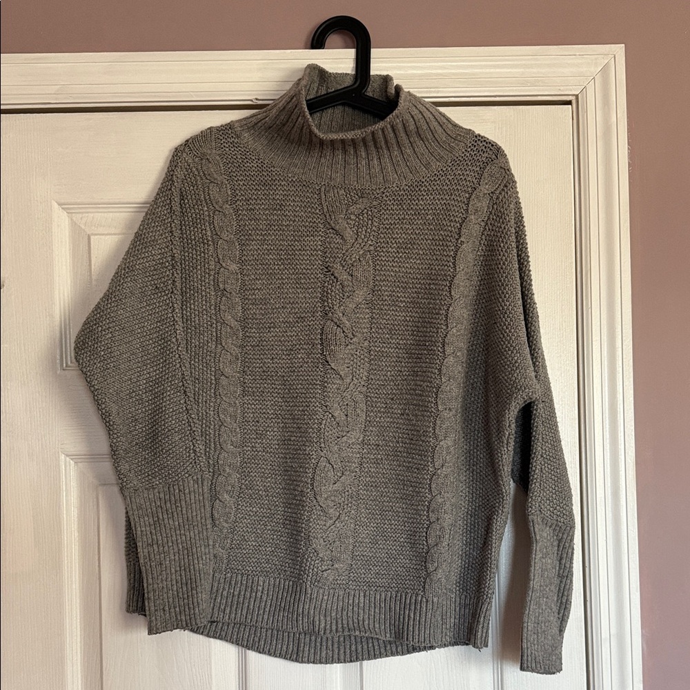 Gap vintage - Cozy Gray Cable Knit Turtleneck Sweater